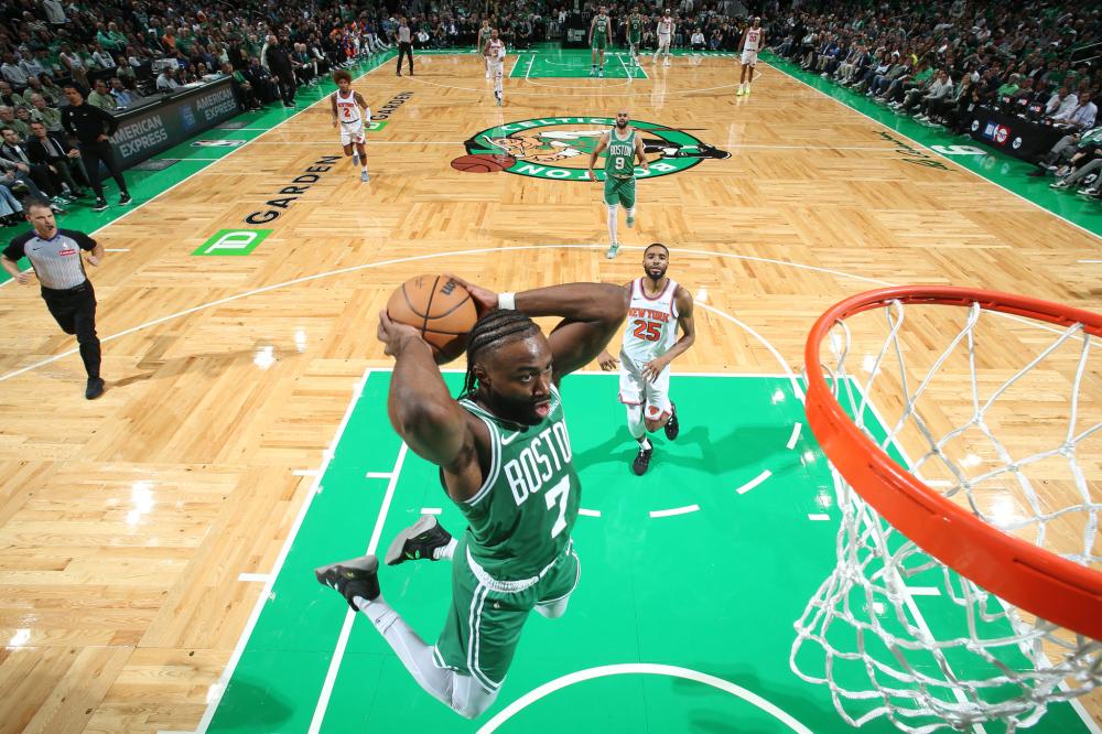 额更是稳居 额更是稳居