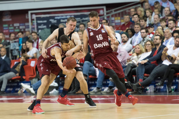 这位年轻的 这位年轻的