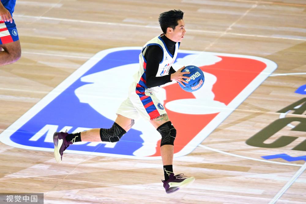 雄鹿在7月 雄鹿在7月